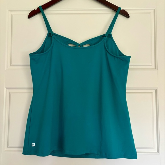 • [Fabletics] Cutout Cami • - Picture 5 of 8